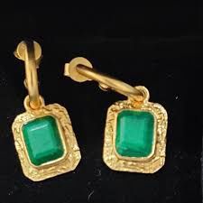 CHEVAL HOOP &amp; CHARM EARRING IRIDESCENT EMERALD GREEN