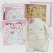 EVERY BUNNY PRAYS PINK GIFT SET