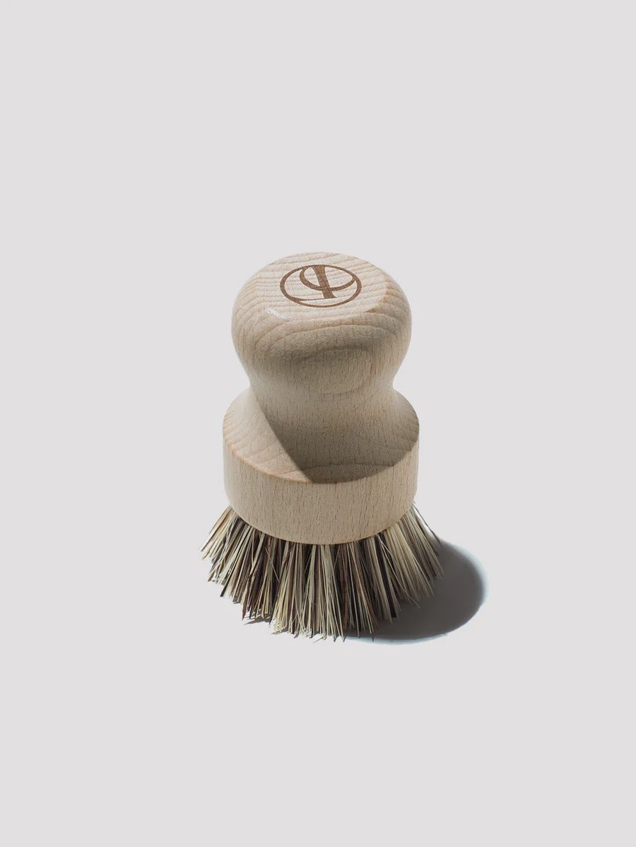 NATURAL WOOD DISH SCRUBBER