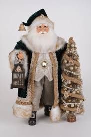 LIGHTED EMERALD WOODS SANTA