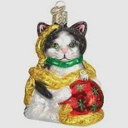 HOLIDAY KITTEN ORNAMENT