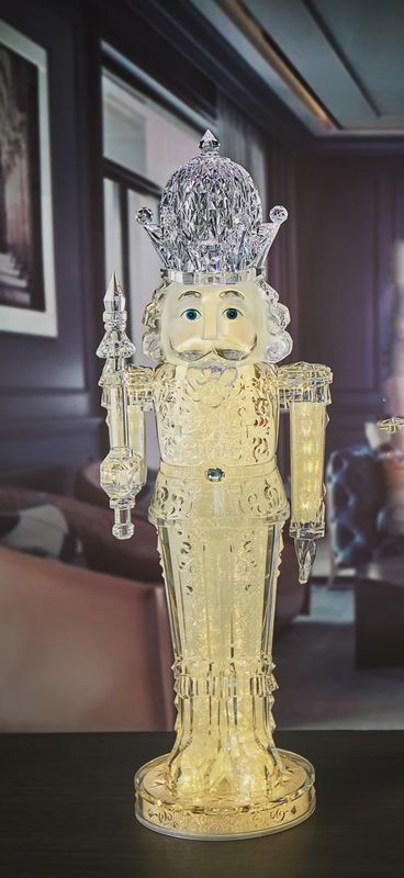 35&quot; DIAMOND CUT GOLD NUTCRACKER