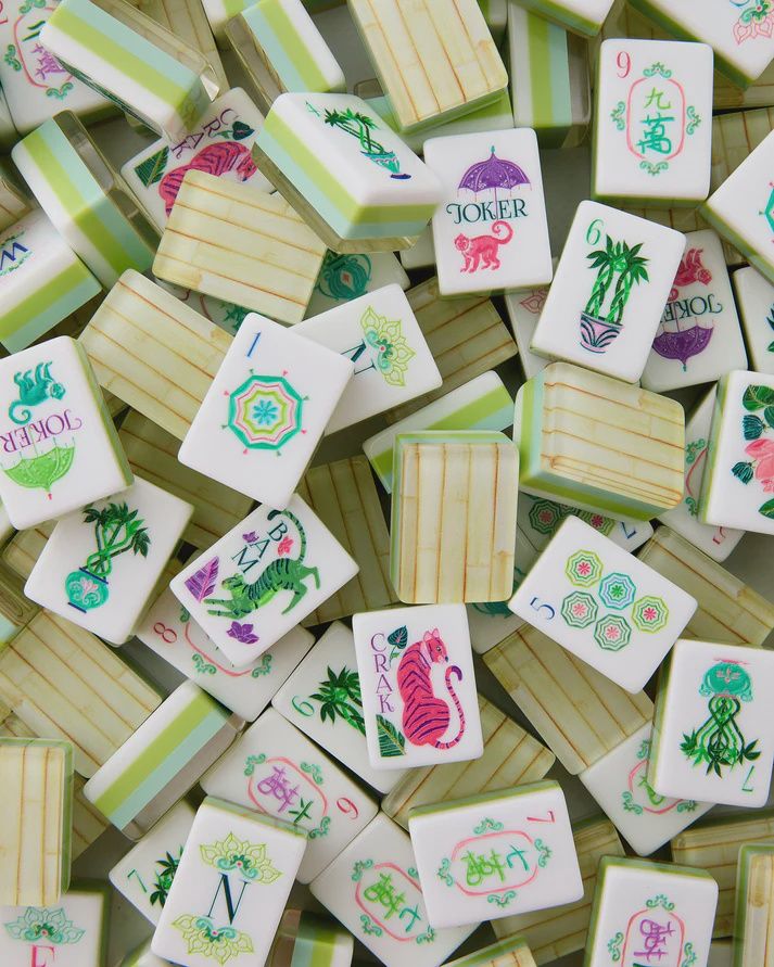 PALM ROYALE TILES