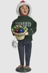 DECORATING FAMILY MAN