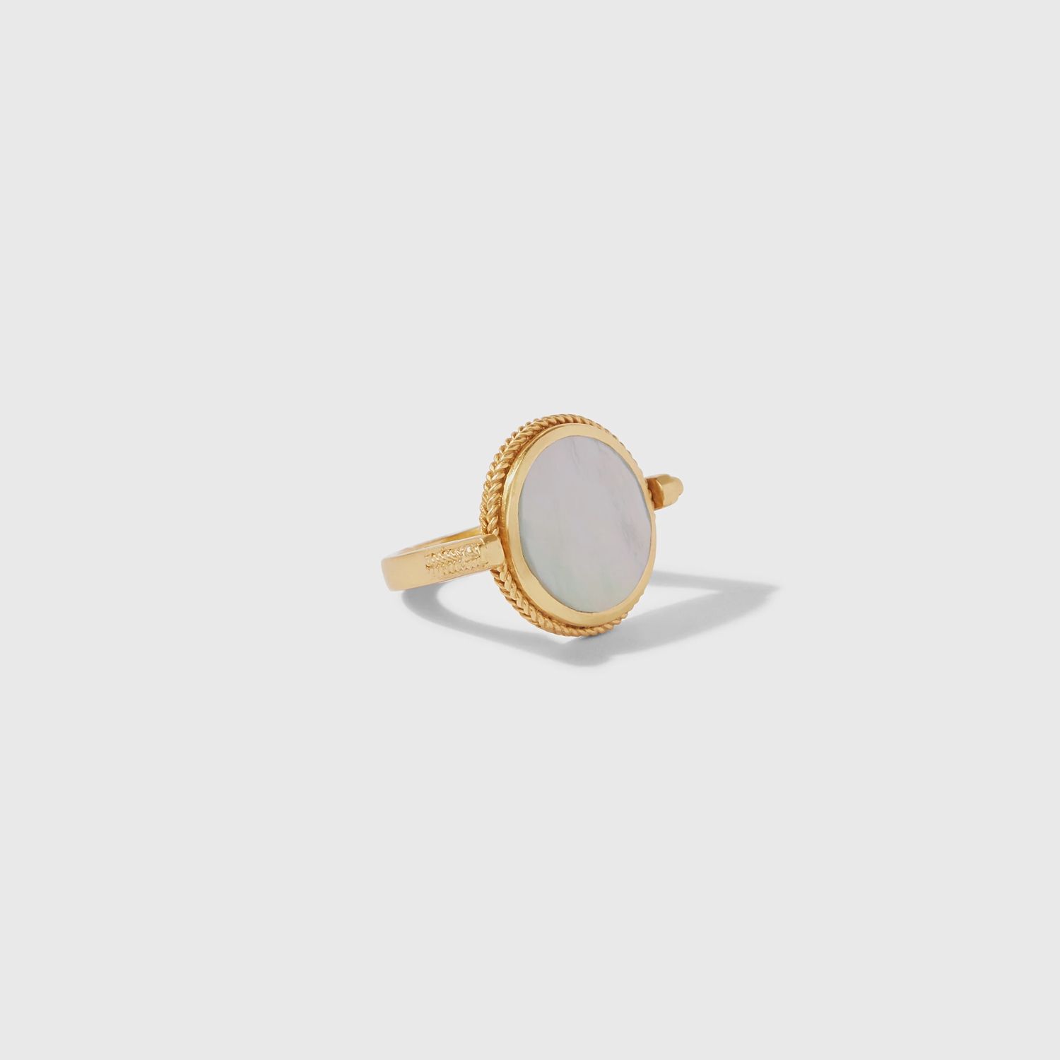 COIN REVOLVING RING PEARL 7