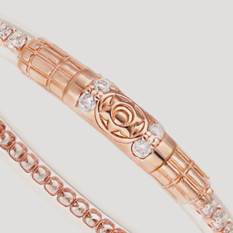 QUEEN ALL WEATHER ROSE GOLD BANGLE CLEAR CRSYTAL LARGE