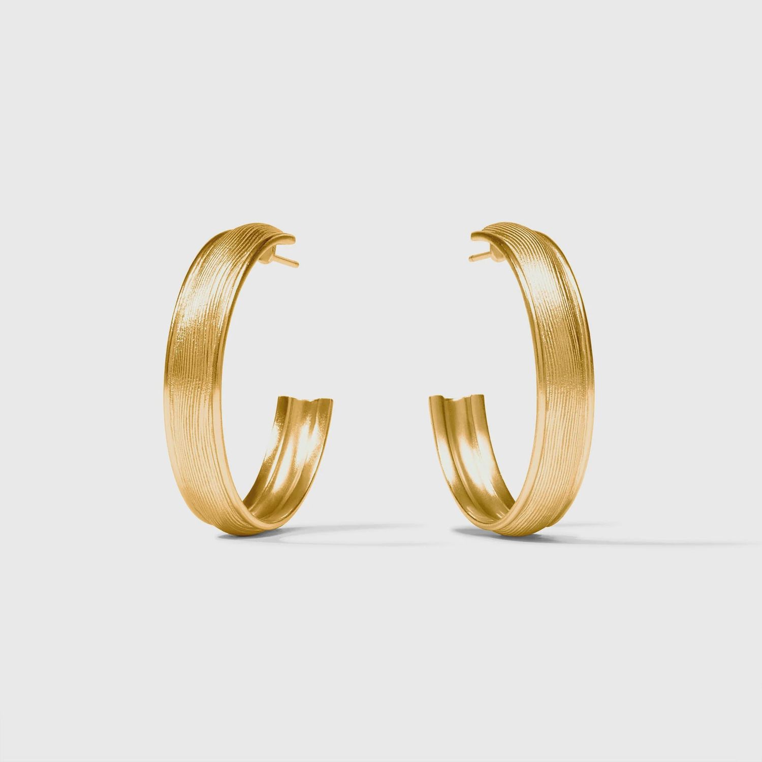 COBBLESTONE HOOP GOLD EARRING LARGE
