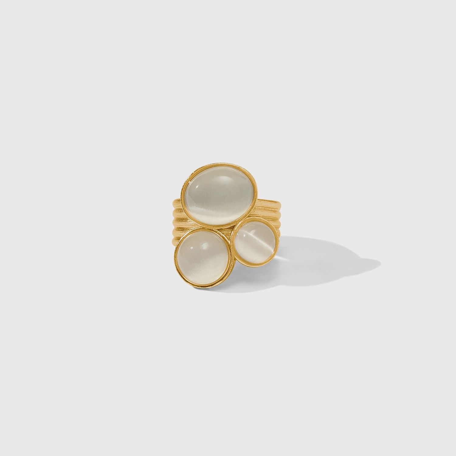 COBBELSTONE STATEMENT GOLD RING IVORY CAT'S EYE 7