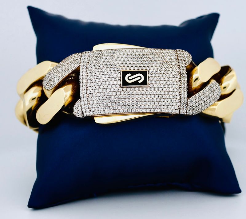 Brazalete Monaco 10k Dimensiones 8.5" x 24mm Peso 51g HO1014432