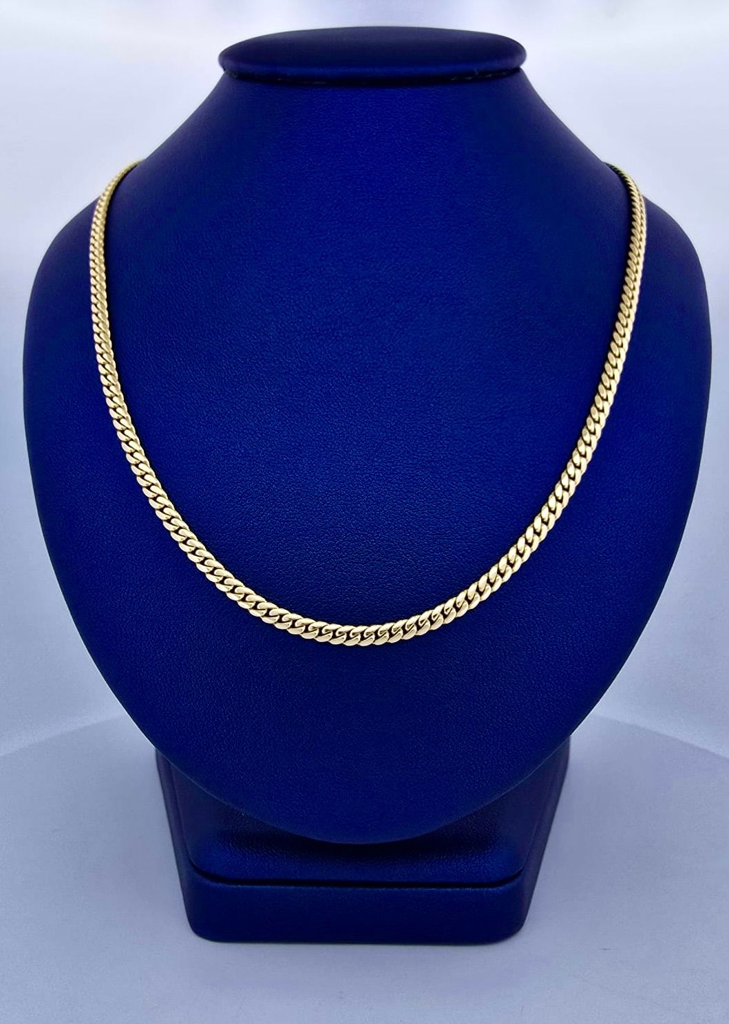 Cadena Cubana 10k  Dimensiones 24" x 3.3mm Peso 19.5g CA1016261
