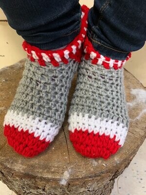 Kids Slippers - Red and Grey size 3-5