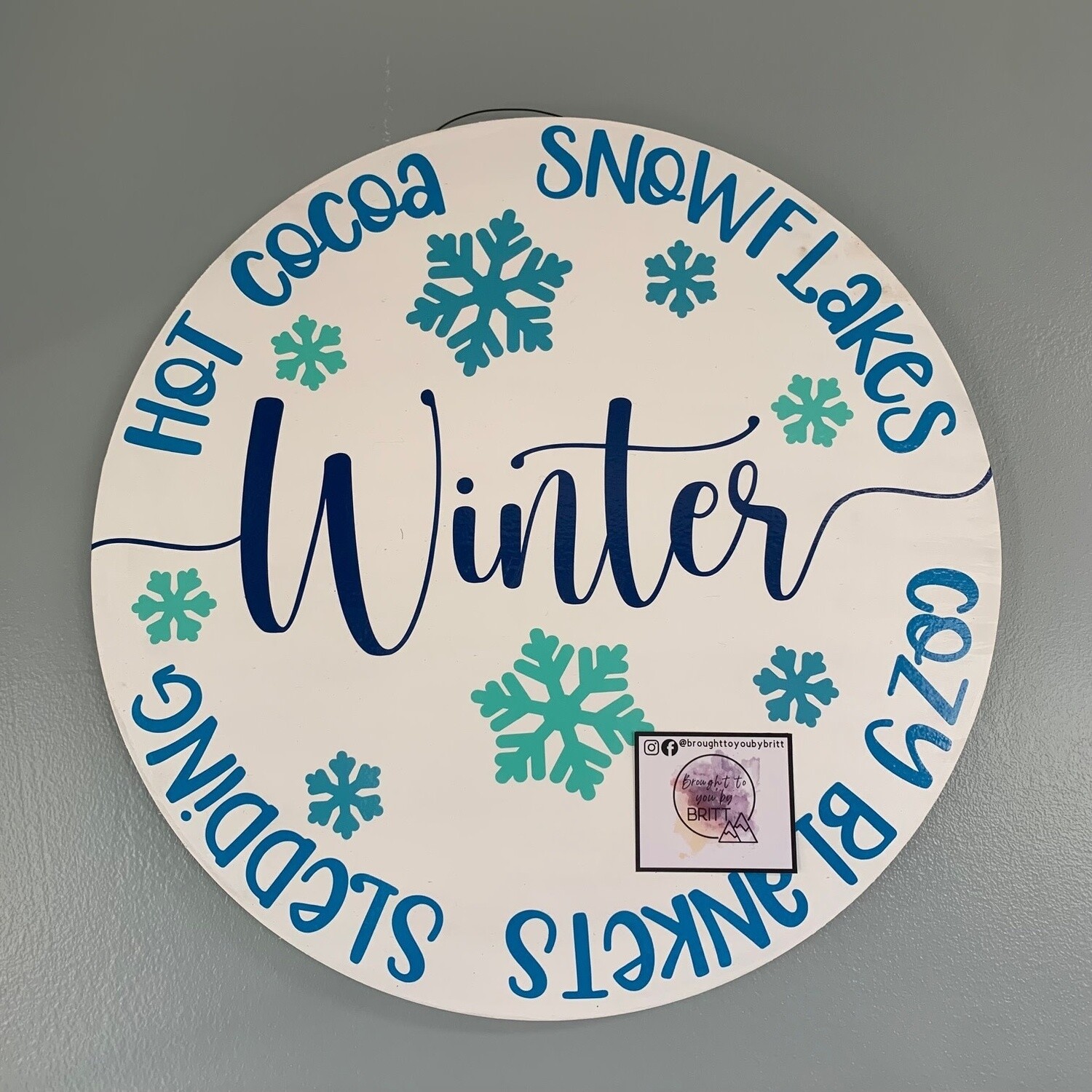 Winter Round Sign
