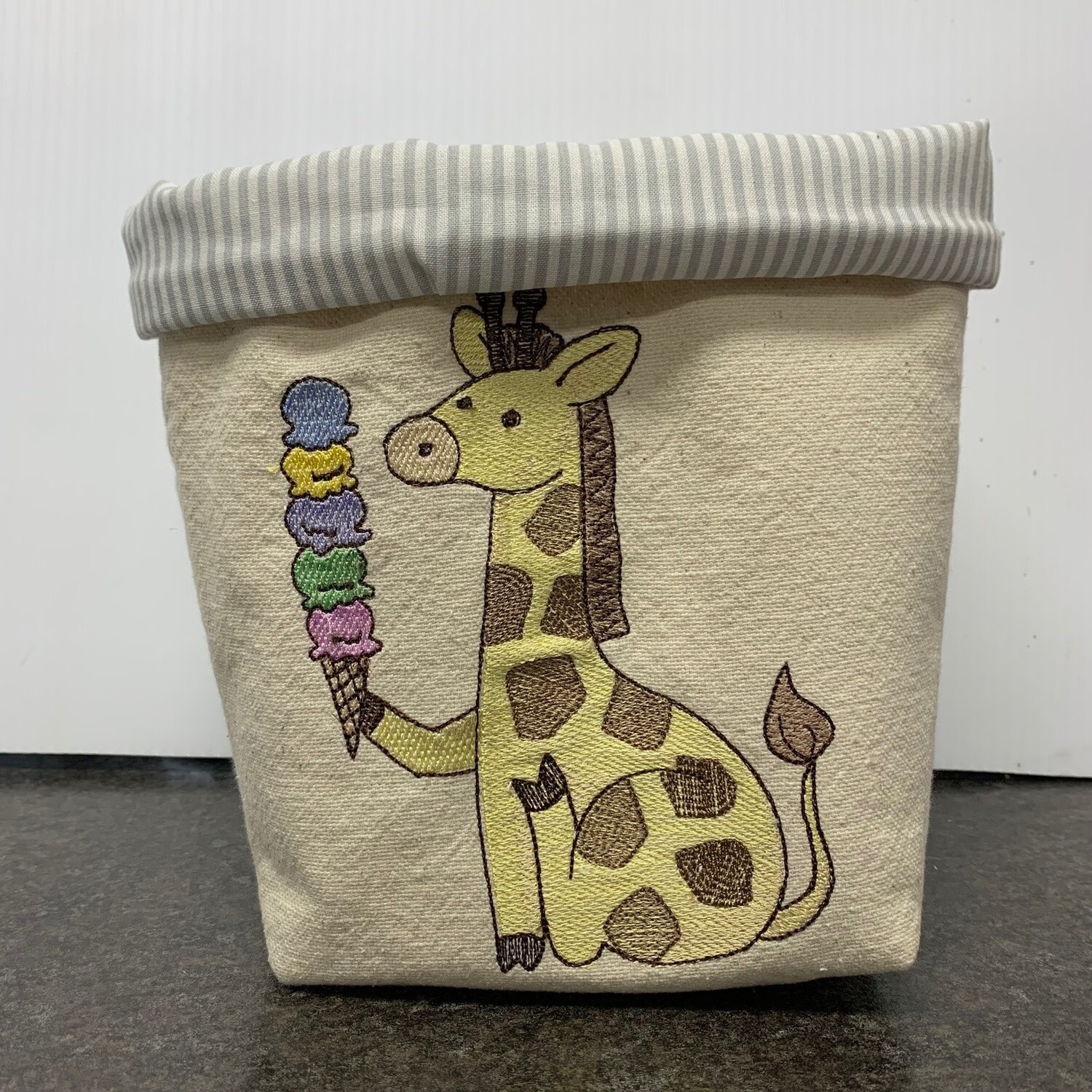 Giraffe Basket