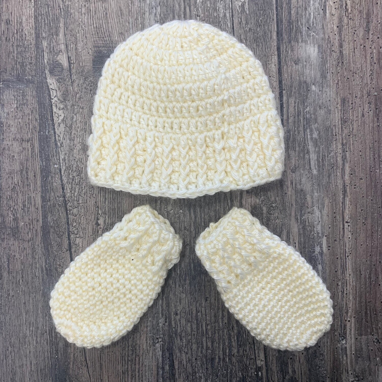 Baby Toque and Mitts Set