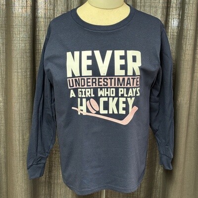 Never Underestimate a Girl Who Plays Hockey Design for Youth Shirt