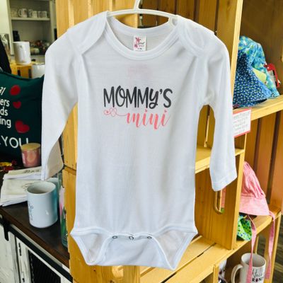 Mommy&#39;s Mini Baby Bodysuit 12-18 Months