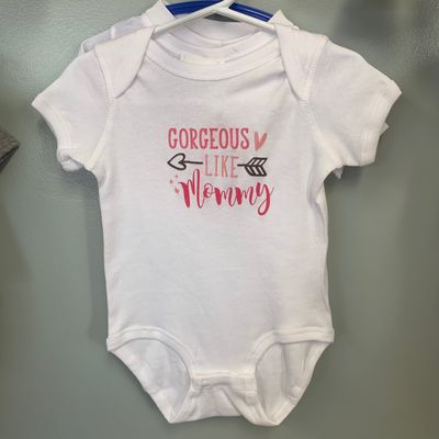Gorgeous Like Mommy Infant Shirt Design