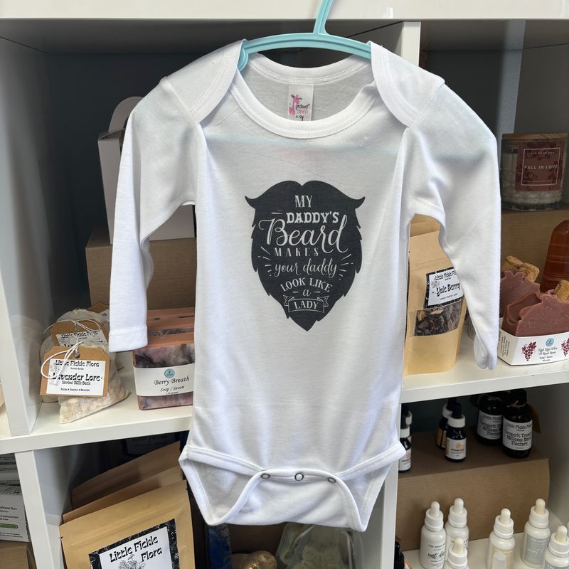My Daddy&#39;s Beard Baby Bodysuit Size 6-12 Months