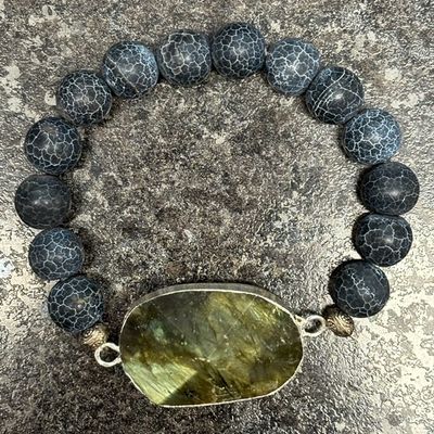 Labradorite &amp; Blue Cracked Quartz Bracelet