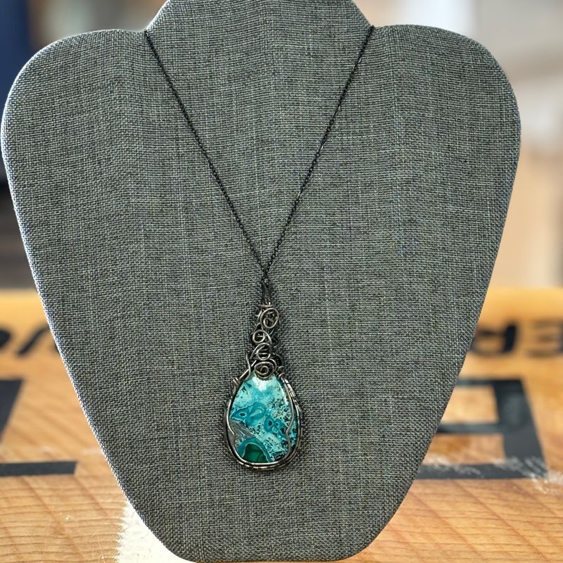 Azurite &amp; Hematite Wire Necklace