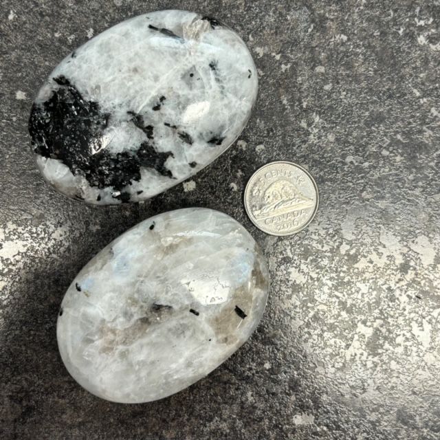 Moonstone Palm Stone