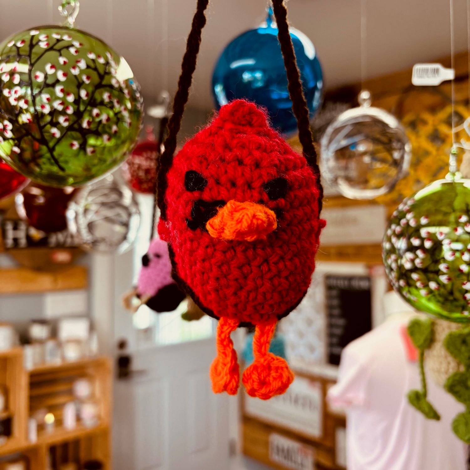 Cardinal Crochet hanger