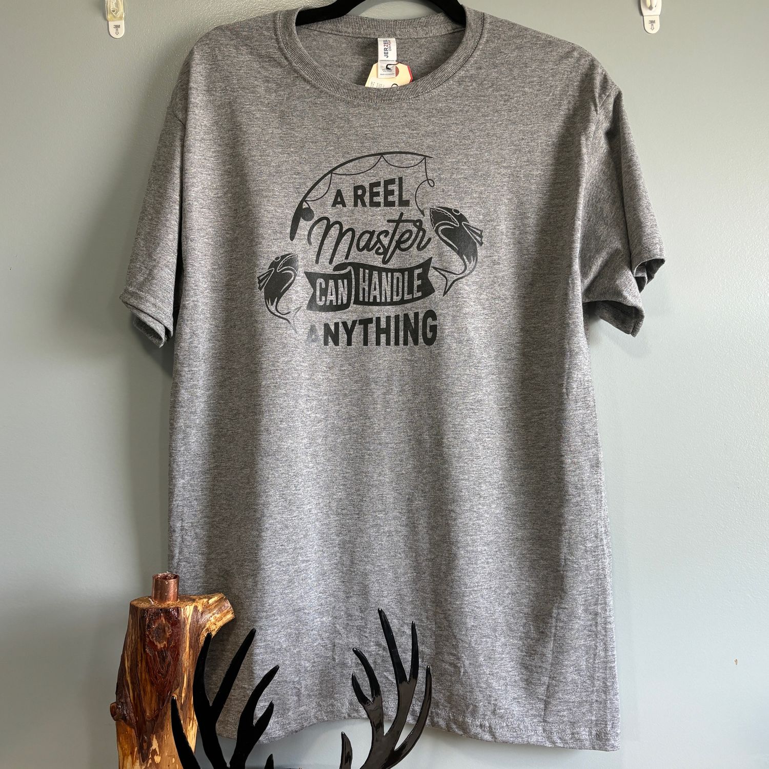 A Reel Master Design for Shirt