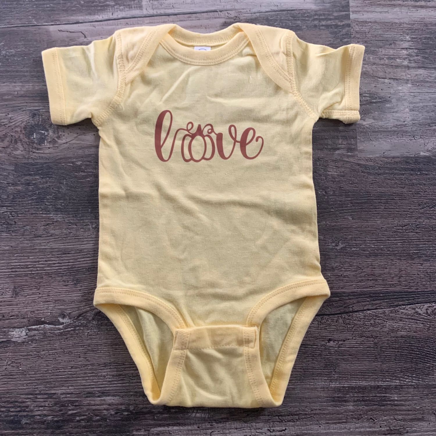 Love Pumpkin Infant Shirt Design