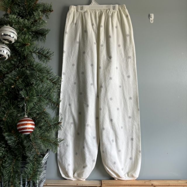 Snow Flake PJ Pants size 10