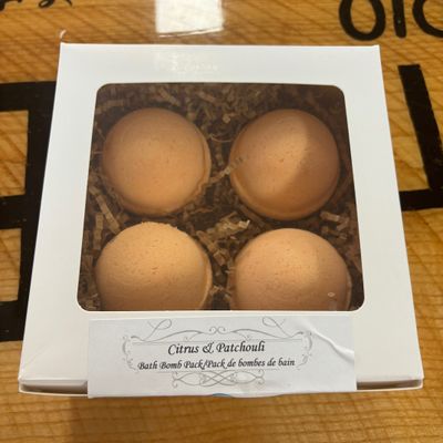Citrus and Patchouli Bath Bomb 4 Pack