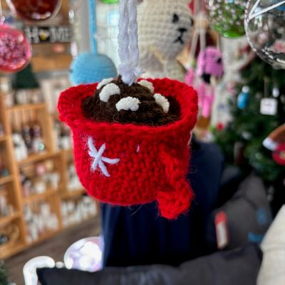 Hot Cocoa Mug Crochet hanger