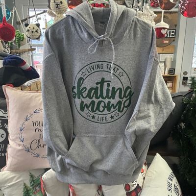 Living That Skating Mom Life Design For Shirt
