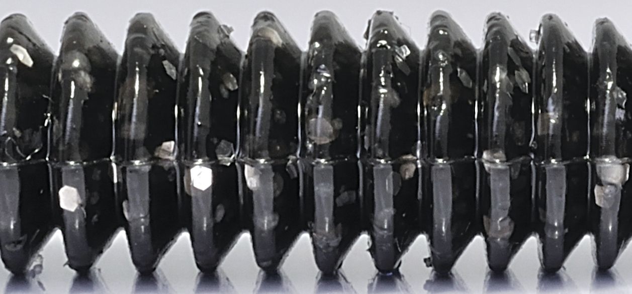 Flat Ribbed Slug, Color: Dark Black &amp; SF 4.3 inch  *188-00-026