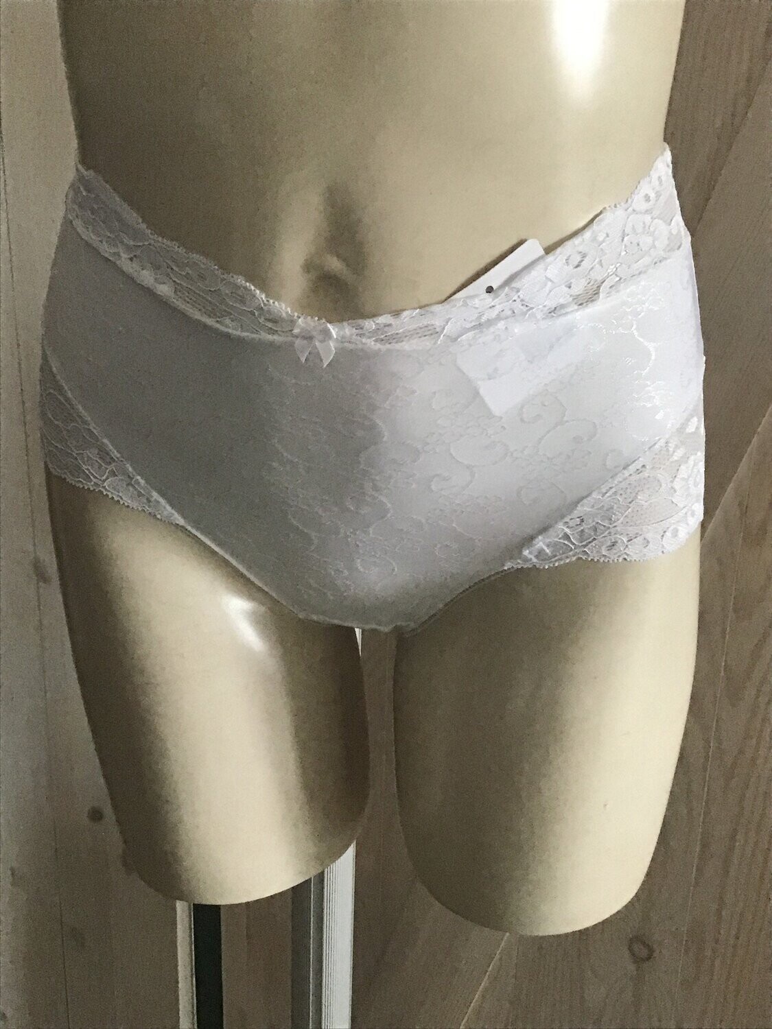 7356CA, Color: White, Size: Small