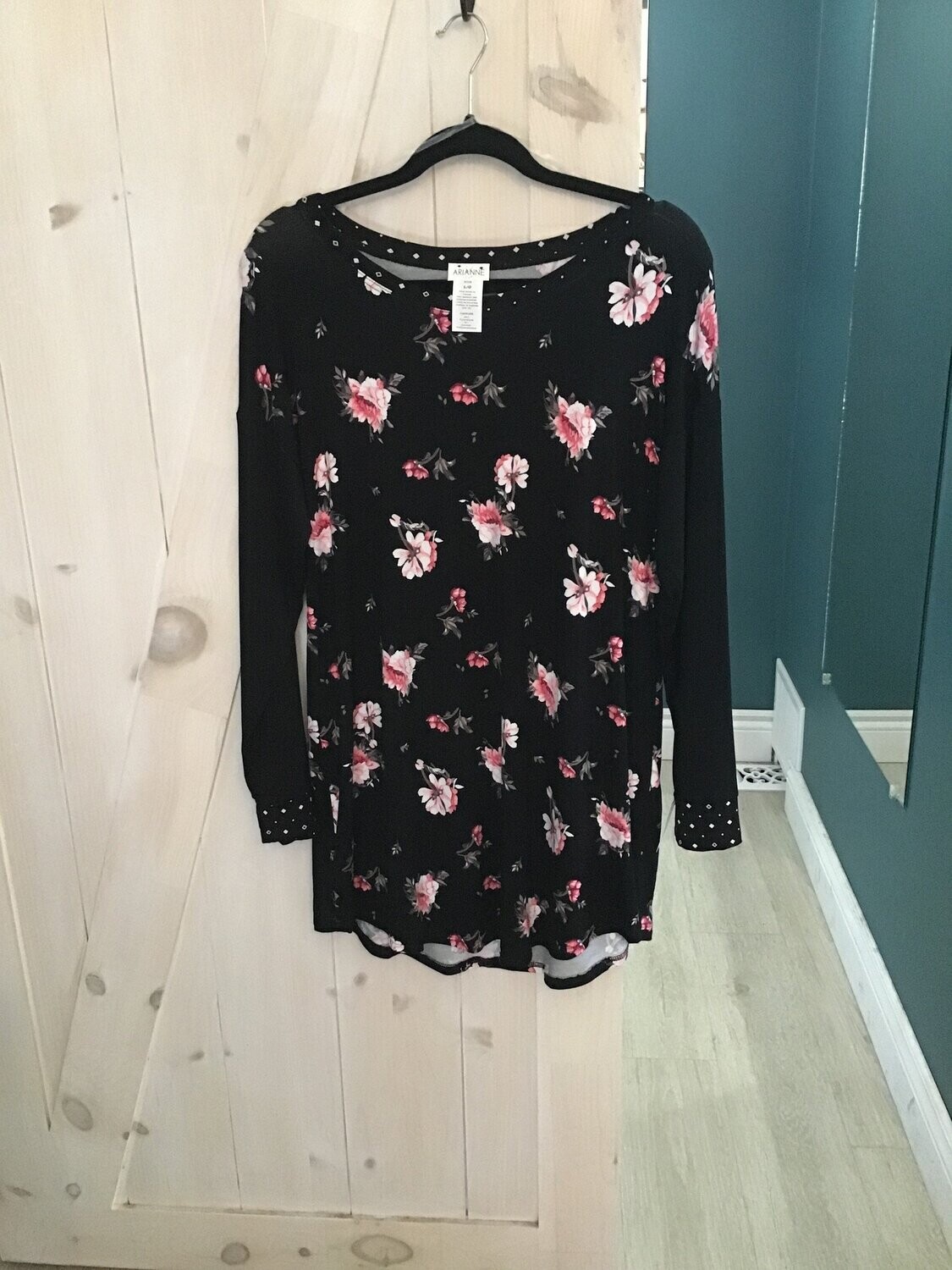 Sale 8328, Color: Rose Floral, Size: M