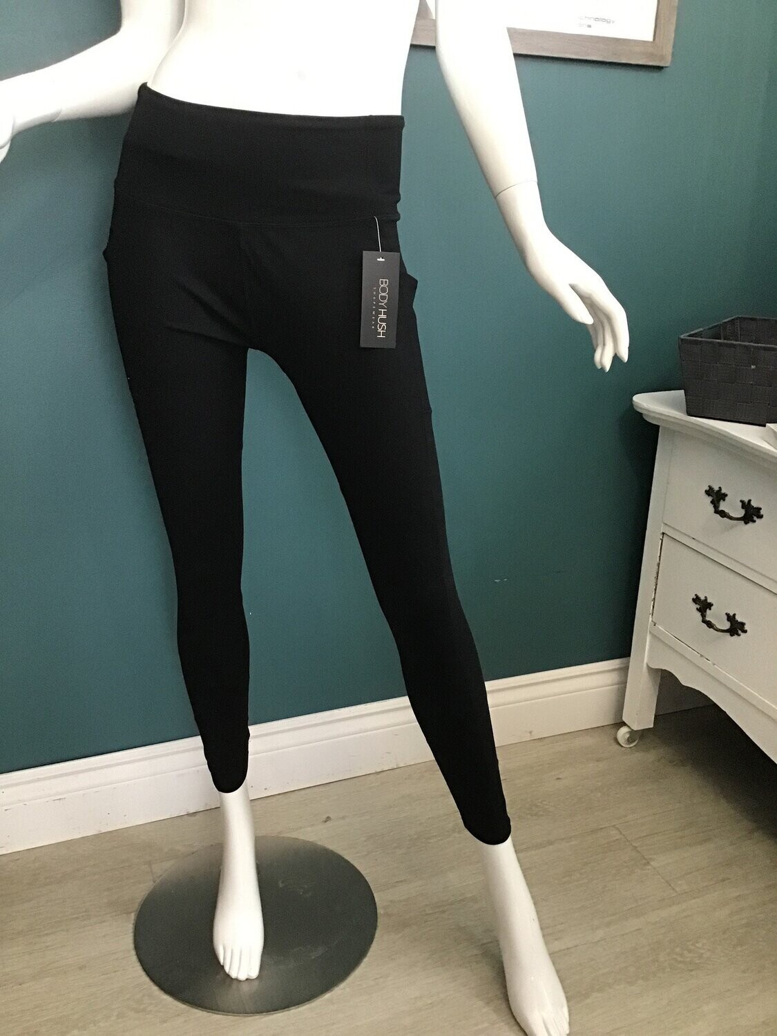 BH1403 Superior Derrière Legging, Color: Black, Size: M