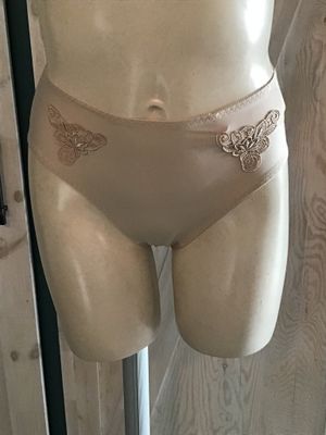 U1012 Brief 