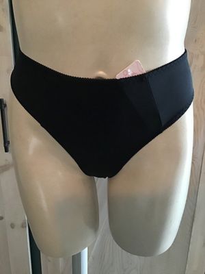 U0001 Thong