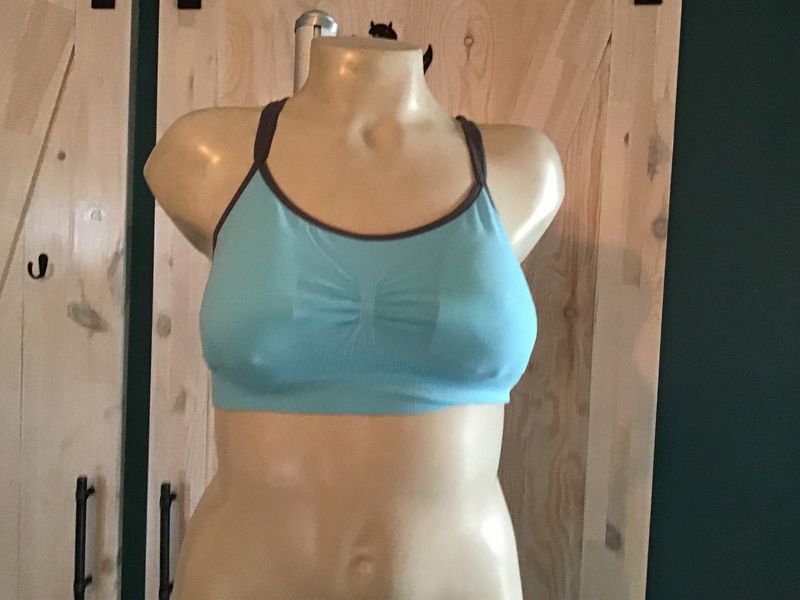 CEAB1204 Aloe Yarn Two Tone Sports Bralette