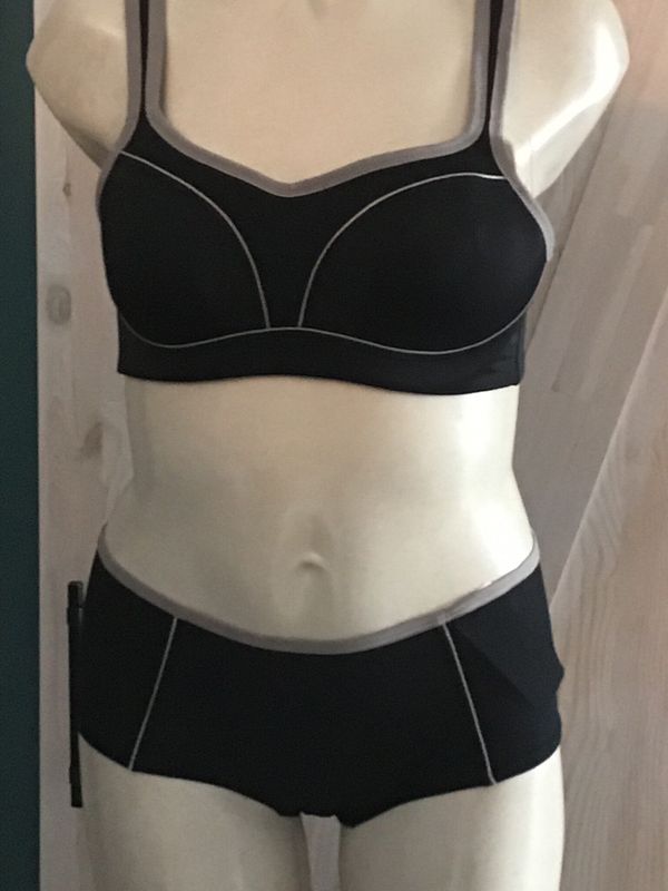 B9660 Pauline Sports Wire