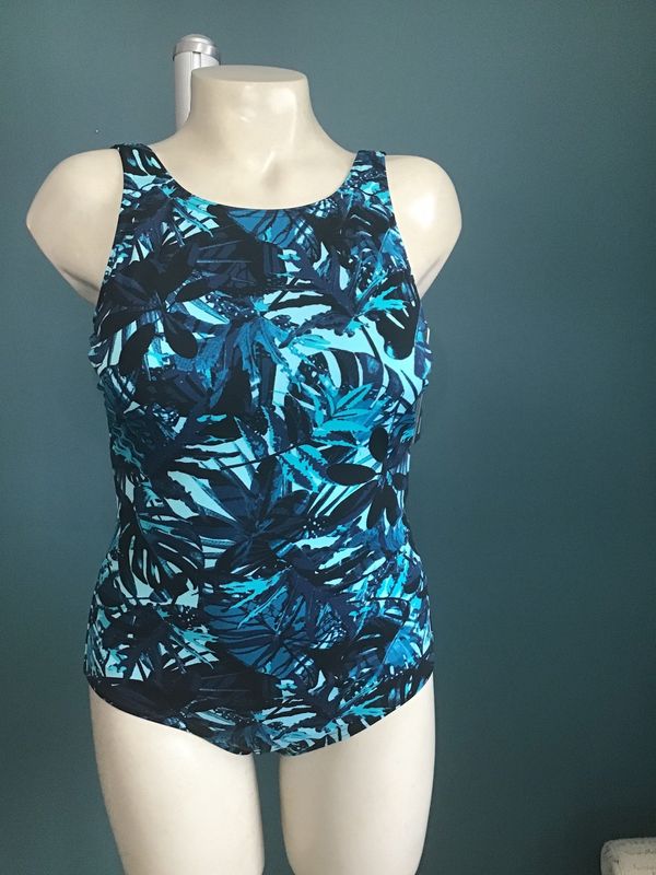 Sale 1941898 Pool suit