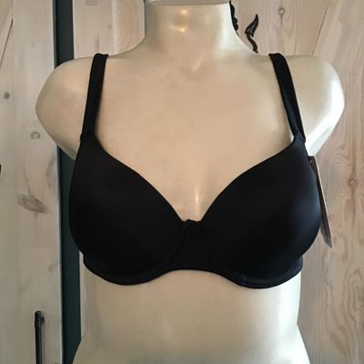 Black Smooth Sweetheart B1002