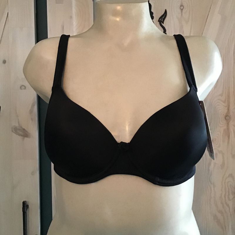 Black Smooth Sweetheart B1002