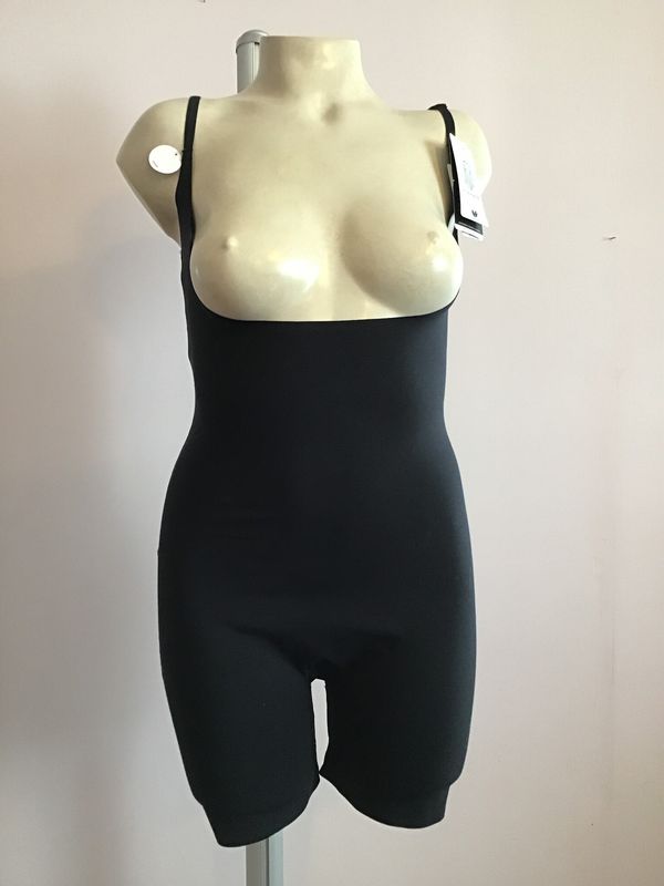 802330 Shapewear Open Bust Thigh