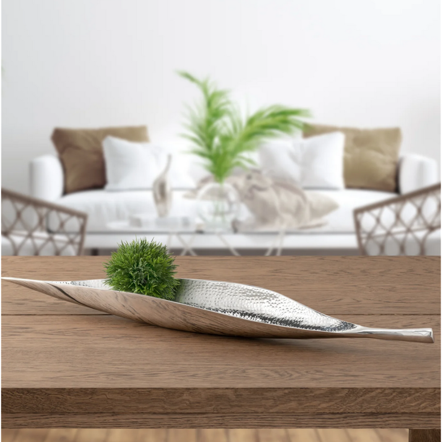 Long Leaf Hammered Bowl