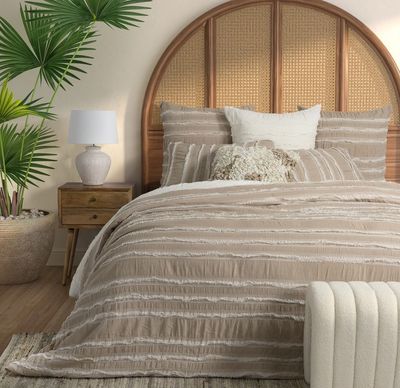 Duvet Covers/Quilts/Coverlets