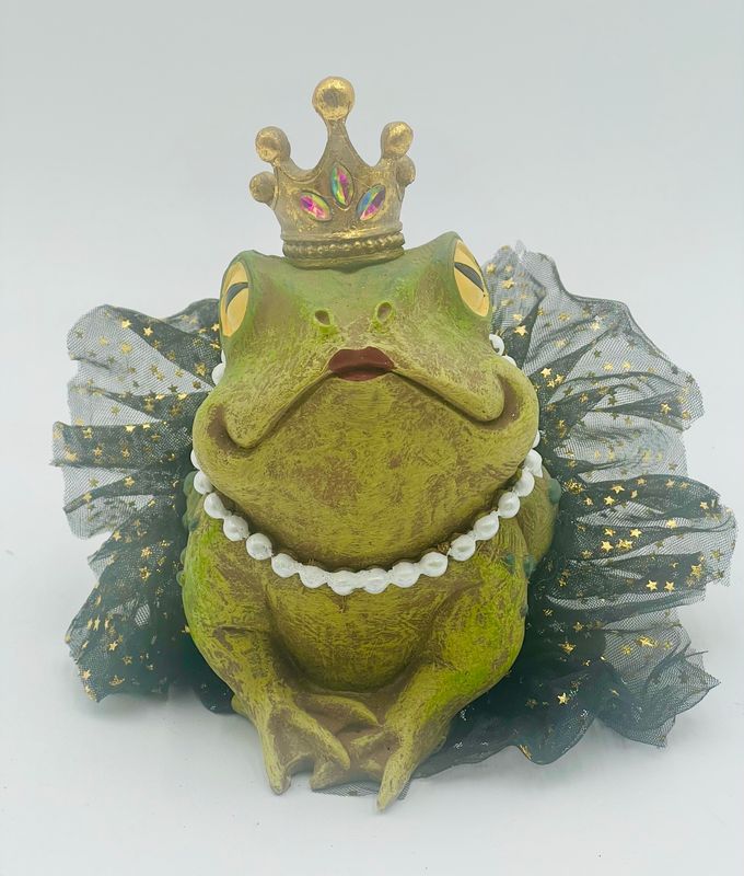 Resin Halloween Frog Figurine
