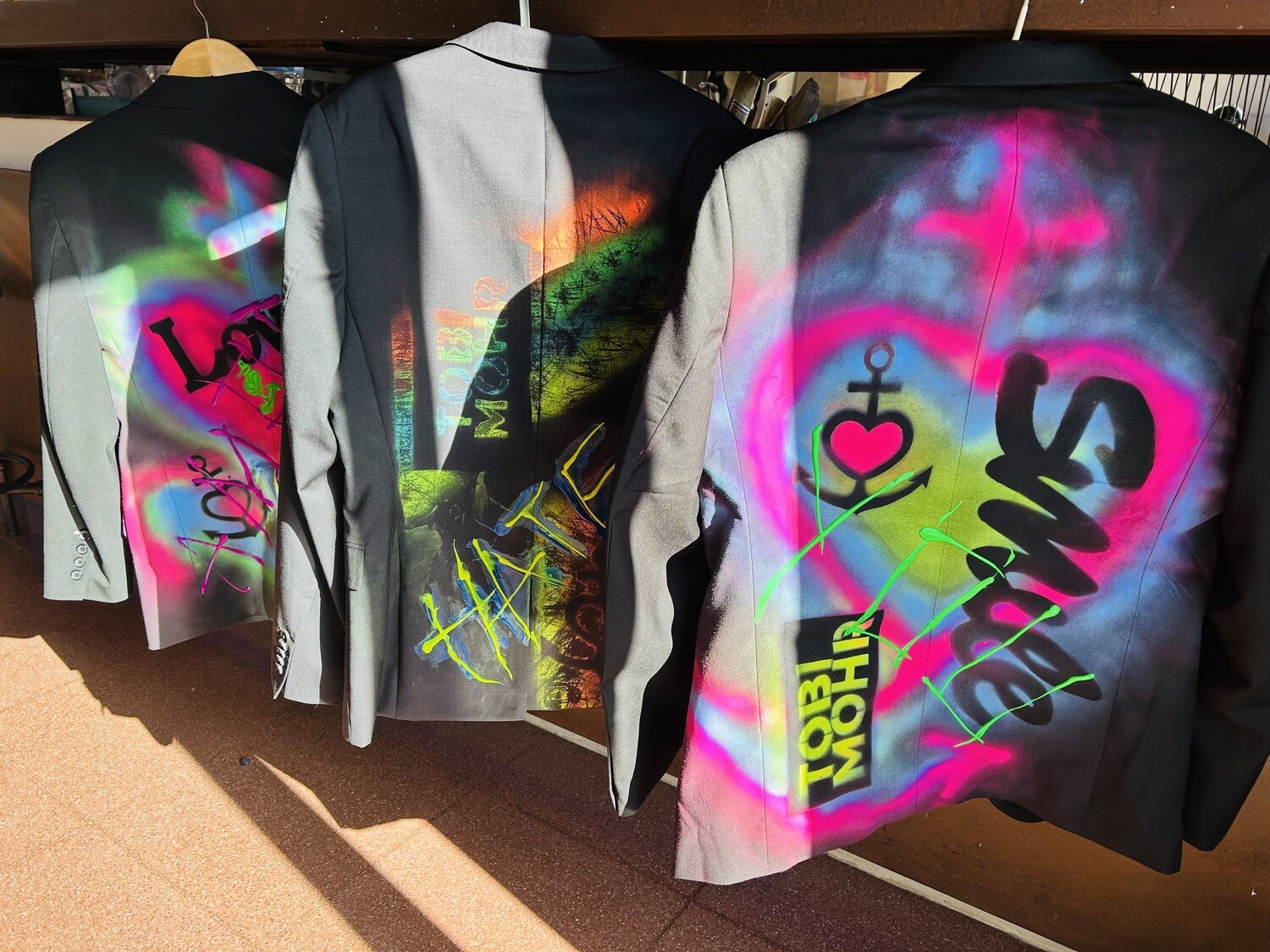 1 time in the world ...like you are !!the unique suite  jackets for you
oversize for woman and fitting for men