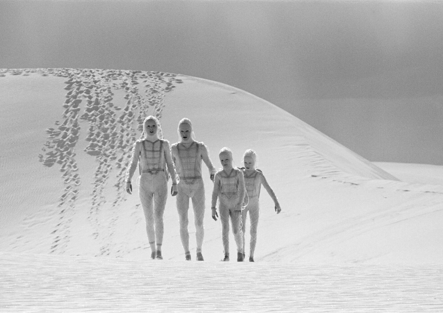 David Bowie: TMWFTE White Sands, 1975- MAC022