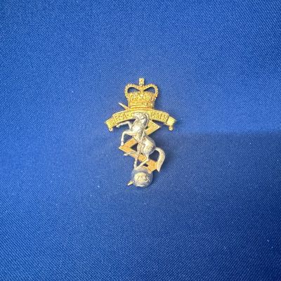 RAEME Badge Silver Gold 46x30mm